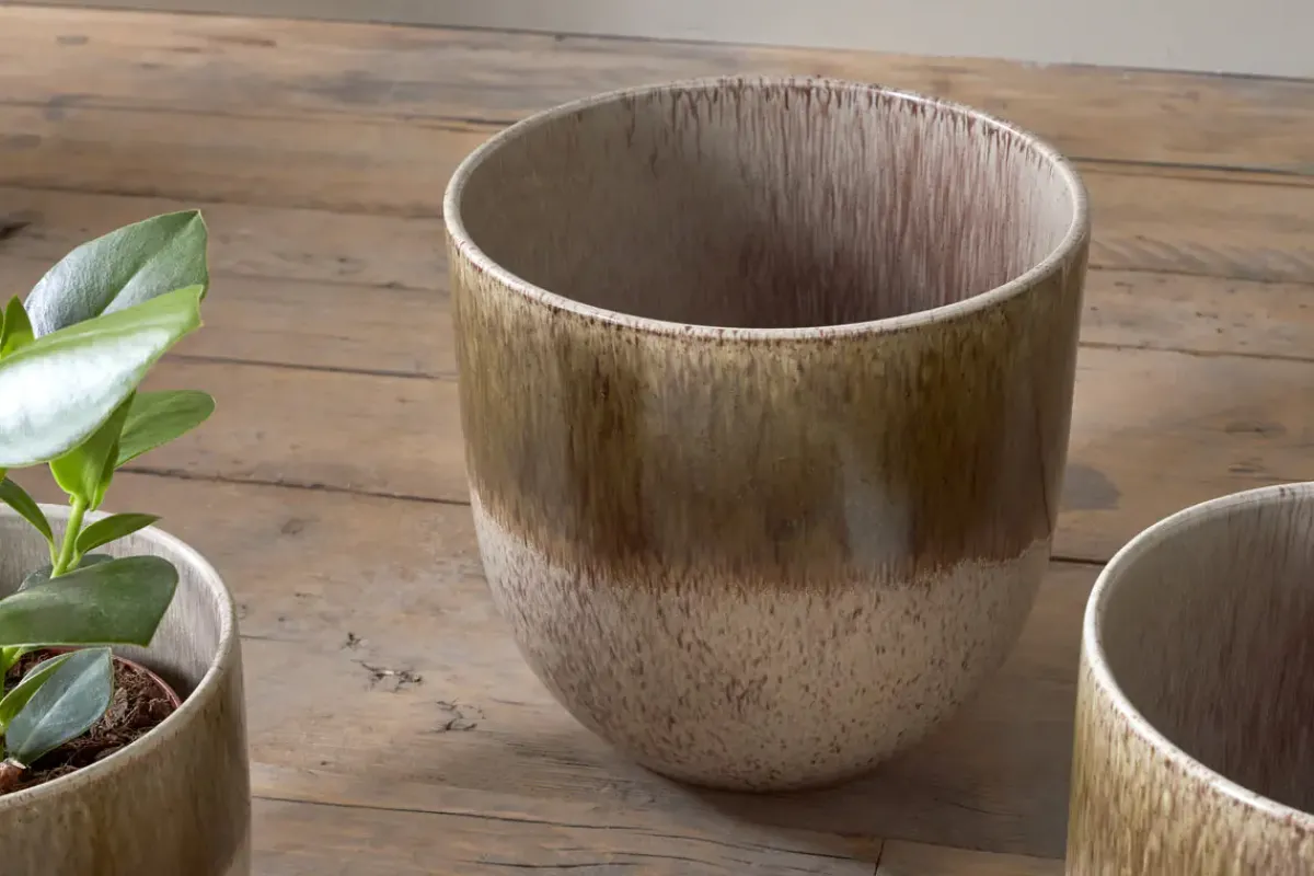 Indoor Planters^Nkuku Almeida Reactive Glaze Plant Pot - Olive & Natural