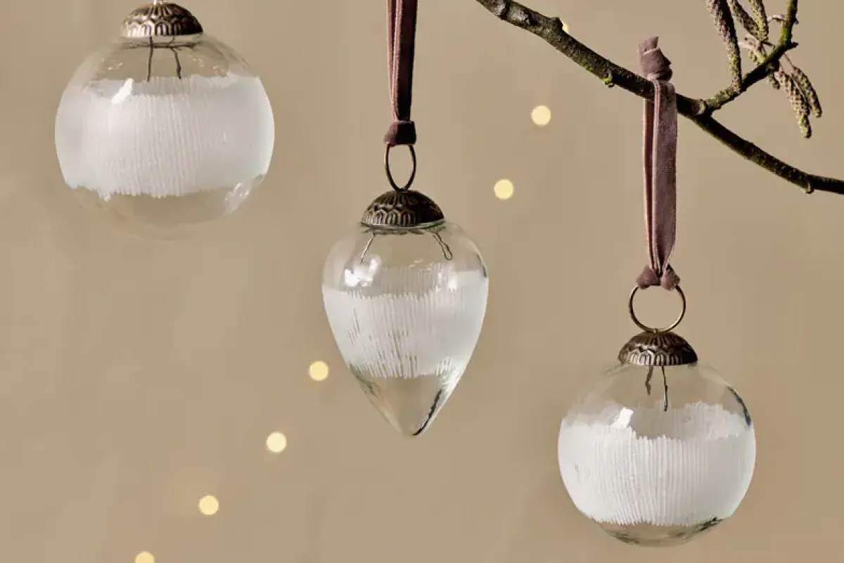 Baubles & Tree Decorations|Shades Of Nature^Nkuku Anara Etched Bauble - (Set of 4)