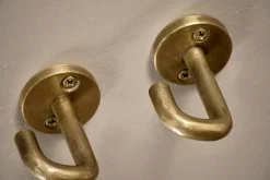 Bathroom Accessories|Hooks & Rails^Nkuku Aniko Iron Ceiling Hook - Brass (Set of 2)