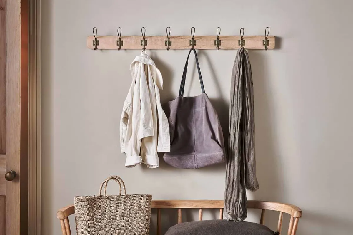 Hooks & Rails|Hooks & Rails^Nkuku Ankita Mango Wood & Iron Hooks - Natural & Antique Brass - Large