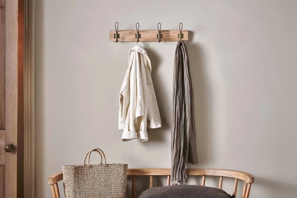Hooks & Rails|Hooks & Rails^Nkuku Ankita Mango Wood & Iron Hooks - Natural & Antique Brass - Small