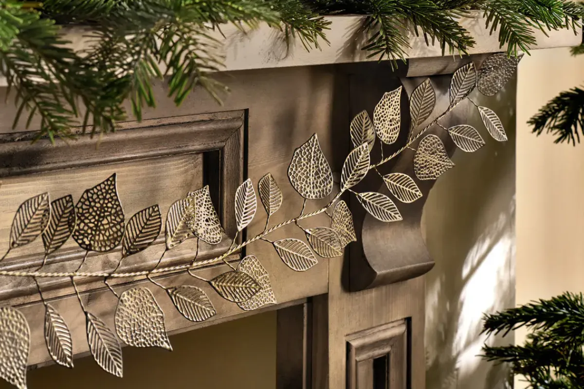 Christmas Table|Wreaths & Garlands^Nkuku Charita Garland - Antique Brass