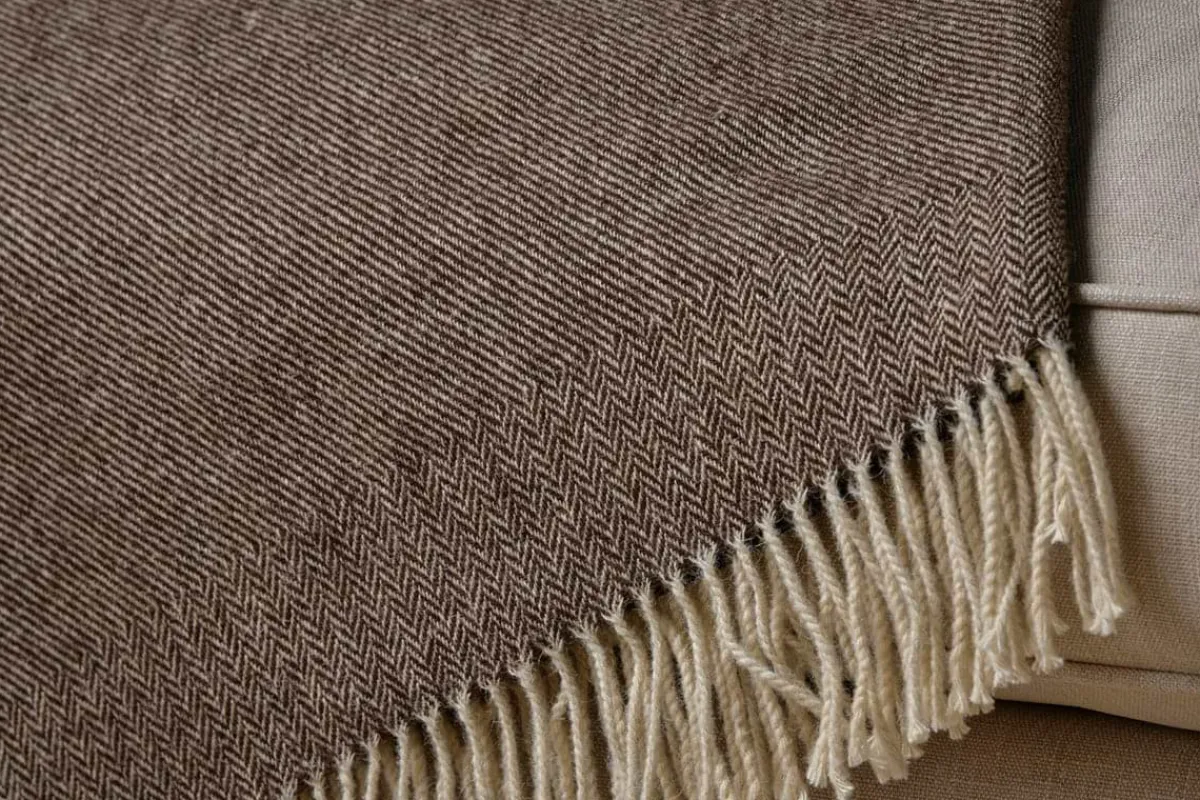 Bedroom Textiles|Blankets & Throws^Nkuku Dilli Wool Throw - Dark Brown