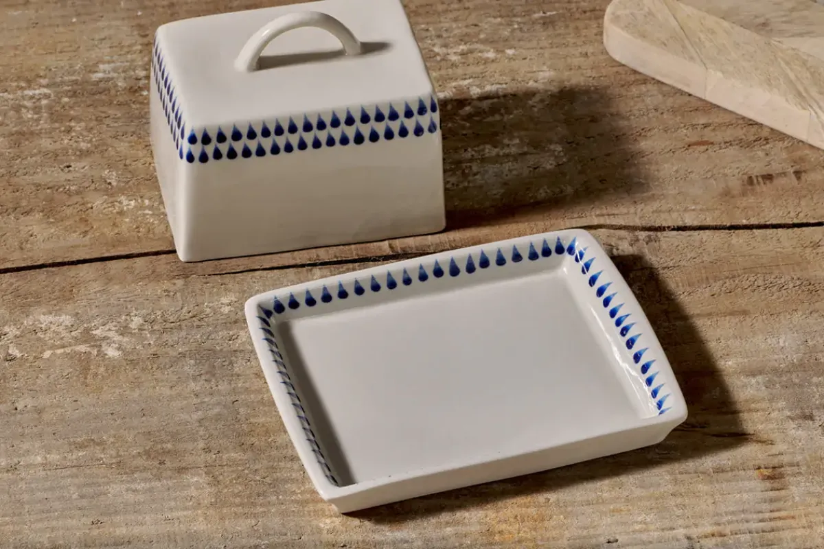 Pantry|Breakfast Accessories^Nkuku Indigo Drop Butter Dish - Cream & Indigo