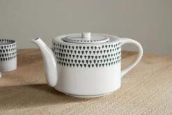 Breakfast Accessories|Teapots & Teacups^Nkuku Juniper Drop 4 Person Teapot - Cream & Juniper Green