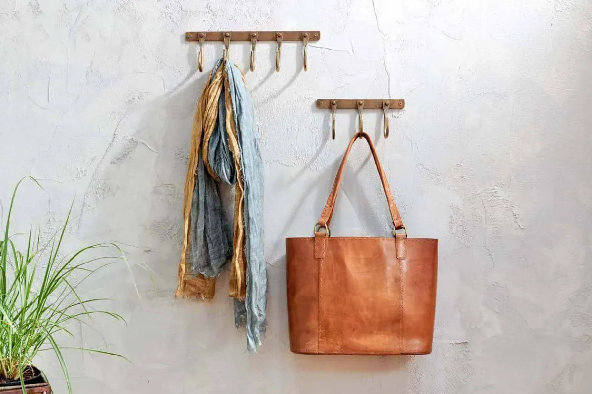 Hooks & Rails|Hooks & Rails^Nkuku Kuna Iron Hooks - Antique Brass