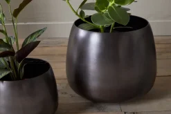 Indoor Planters^Nkuku Maliki Plant Pot - Aged Bronze