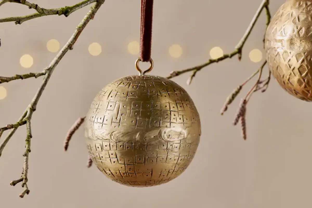 Baubles & Tree Decorations|Winter Berries^Nkuku Manya Metal Round Baubles - Brass - (Set of 3)