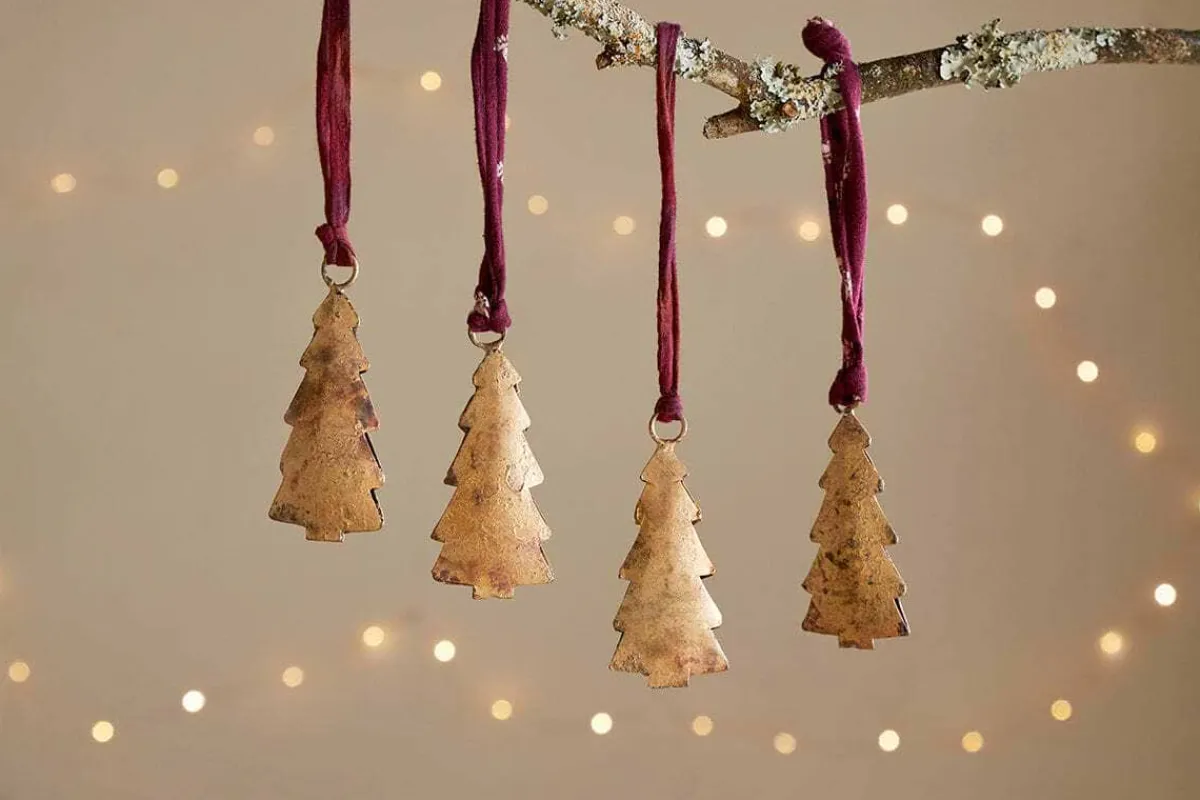 Baubles & Tree Decorations|New Christmas^Nkuku Mishti Tree Baubles - Antique Brass - Small (Set of 4)