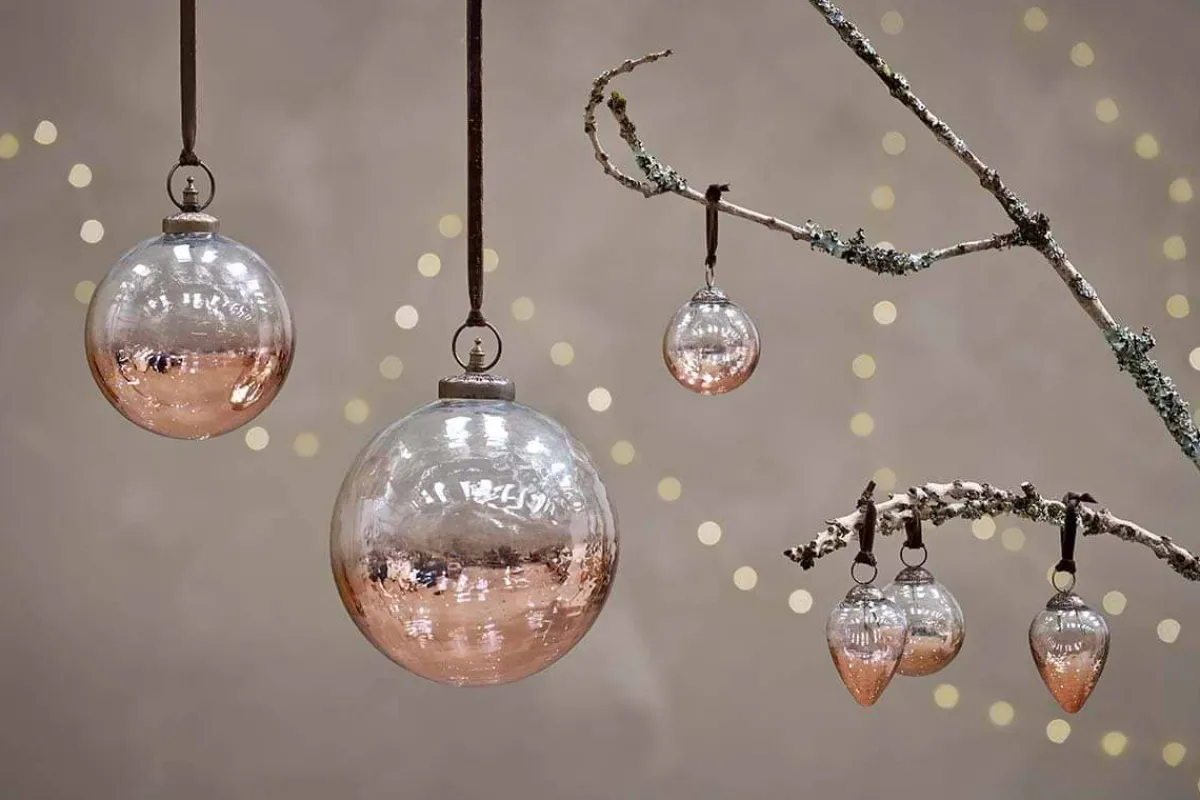 Baubles & Tree Decorations|Winter Berries^Nkuku Nevasa Baubles - Clear & Antique Copper (Set of 4)
