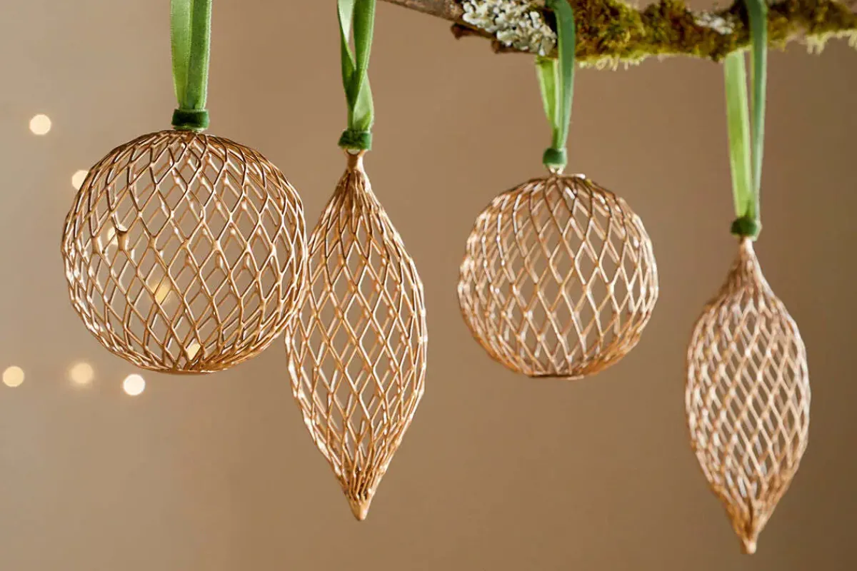 Baubles & Tree Decorations|New Christmas^Nkuku Nirav Wire Baubles - Brass (Set of 4)
