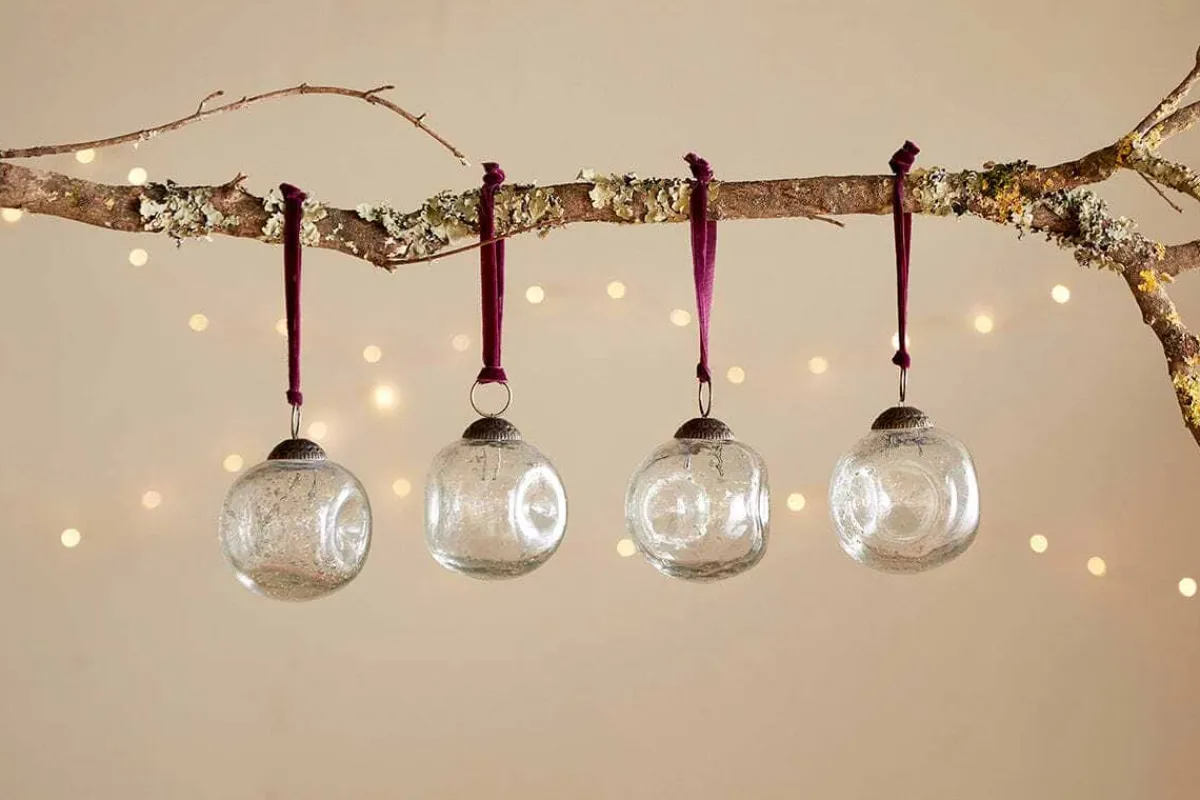Baubles & Tree Decorations|New Christmas^Nkuku Nishan Pinched Baubles - (Set of 4) Clear