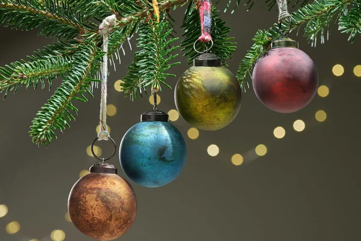 Baubles & Tree Decorations|Bright Christmas^Nkuku Oko Baubles (Set of 4)