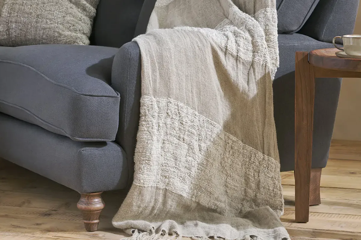 Decorative Home Accessories|Bedroom Textiles^Nkuku Puli Recycled Linen Throw - Natural