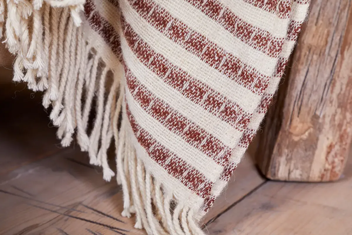 Bedroom Textiles|Blankets & Throws^Nkuku Sanval Wool Throw - Burgandy One Size