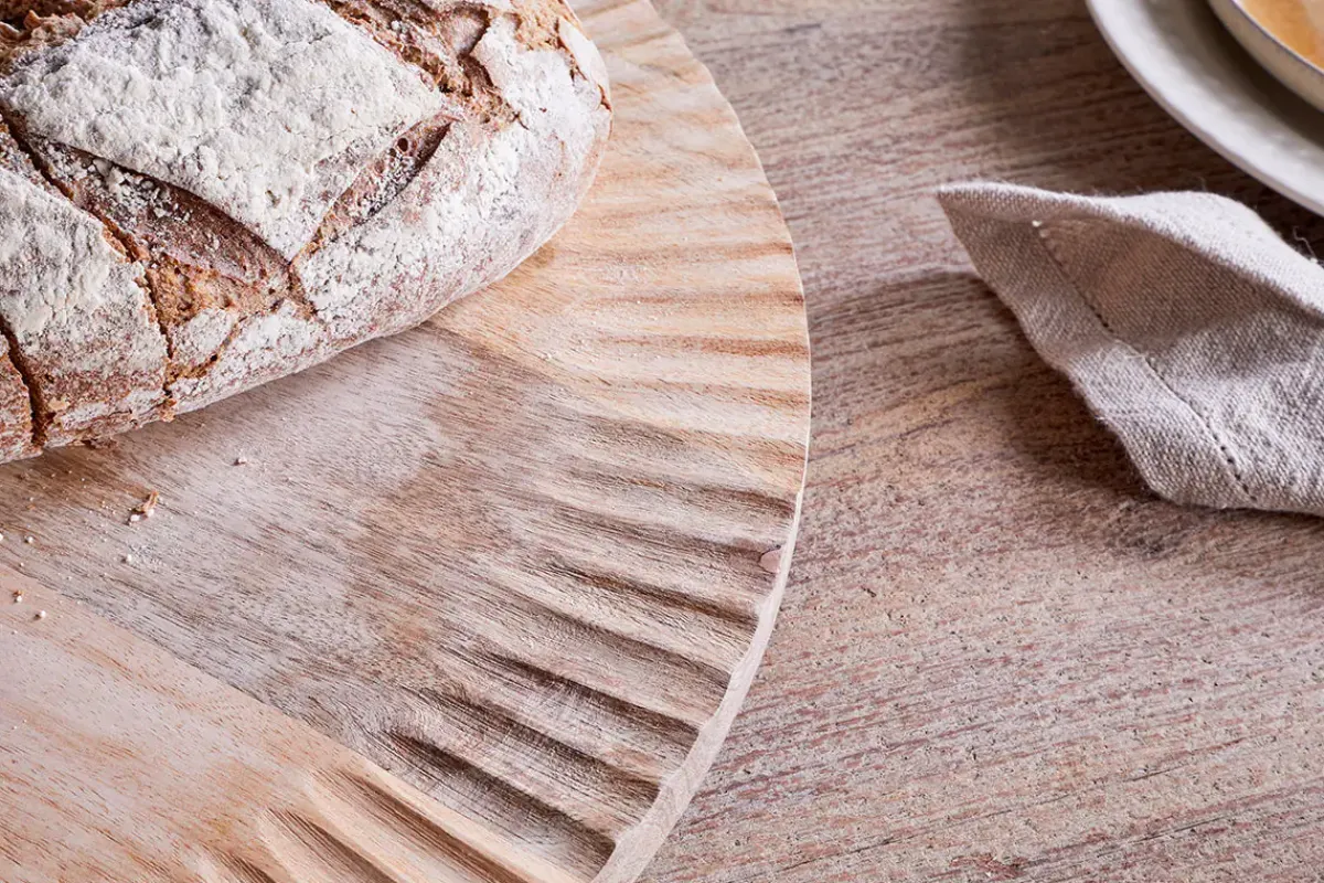 Trays & Platters|Chopping Boards^Nkuku Soria Mango Wood Lazy Susan - Natural
