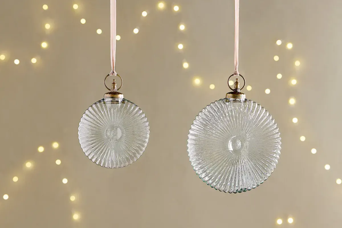 Giant Baubles|Baubles & Tree Decorations^Nkuku Sundara Giant Bauble - Clear