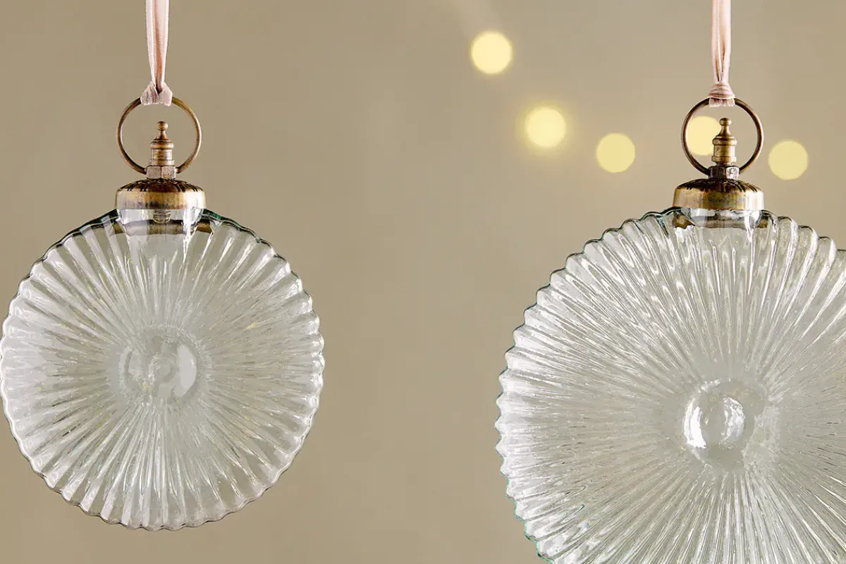 Giant Baubles|Baubles & Tree Decorations^Nkuku Sundara Giant Bauble - Clear