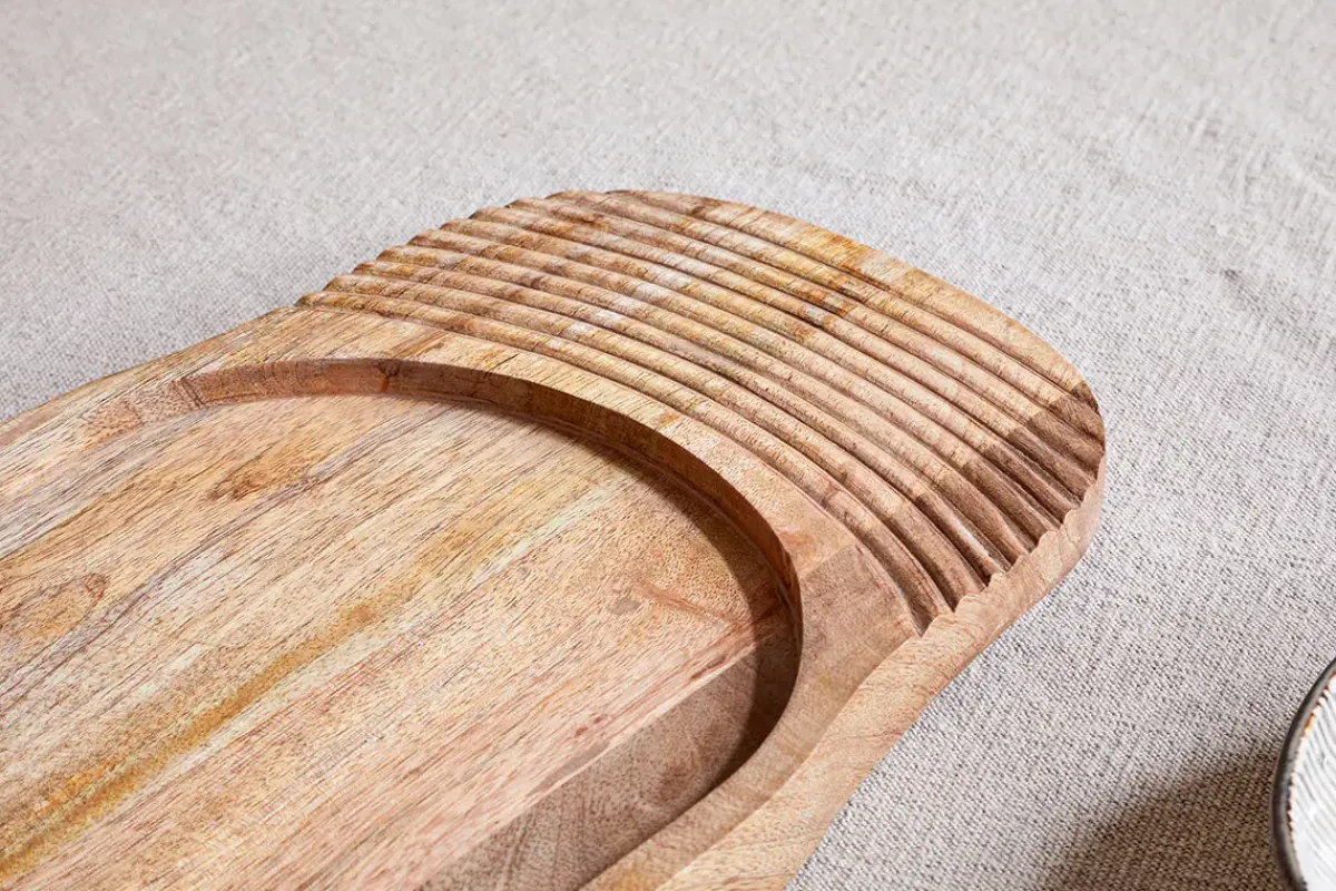 Trays & Platters^Nkuku Tivisha Mango Wood Serving Board - Natural