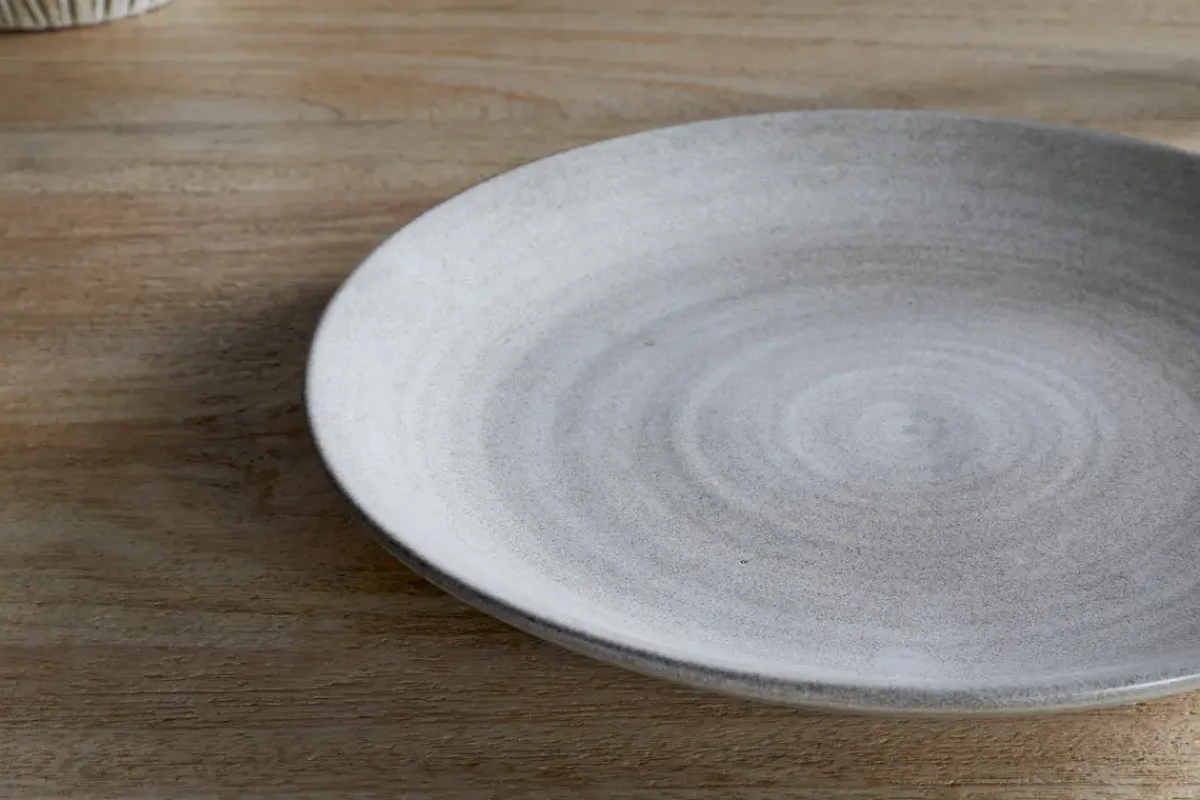 Plates^Nkuku Valinha Earthenware Dinner Plate - Grey