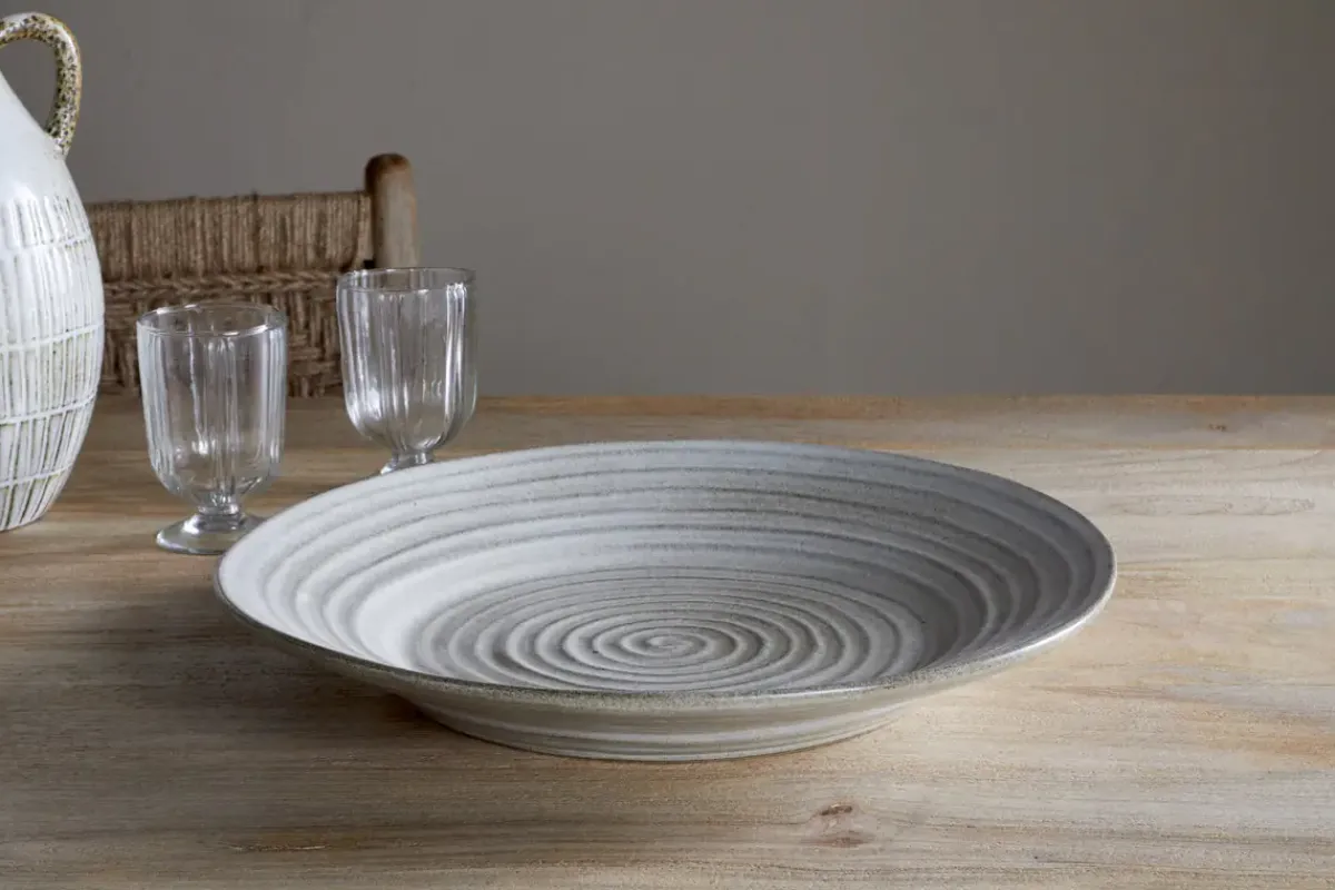 Trays & Platters^Nkuku Valinha Earthenware Round Platter - Grey
