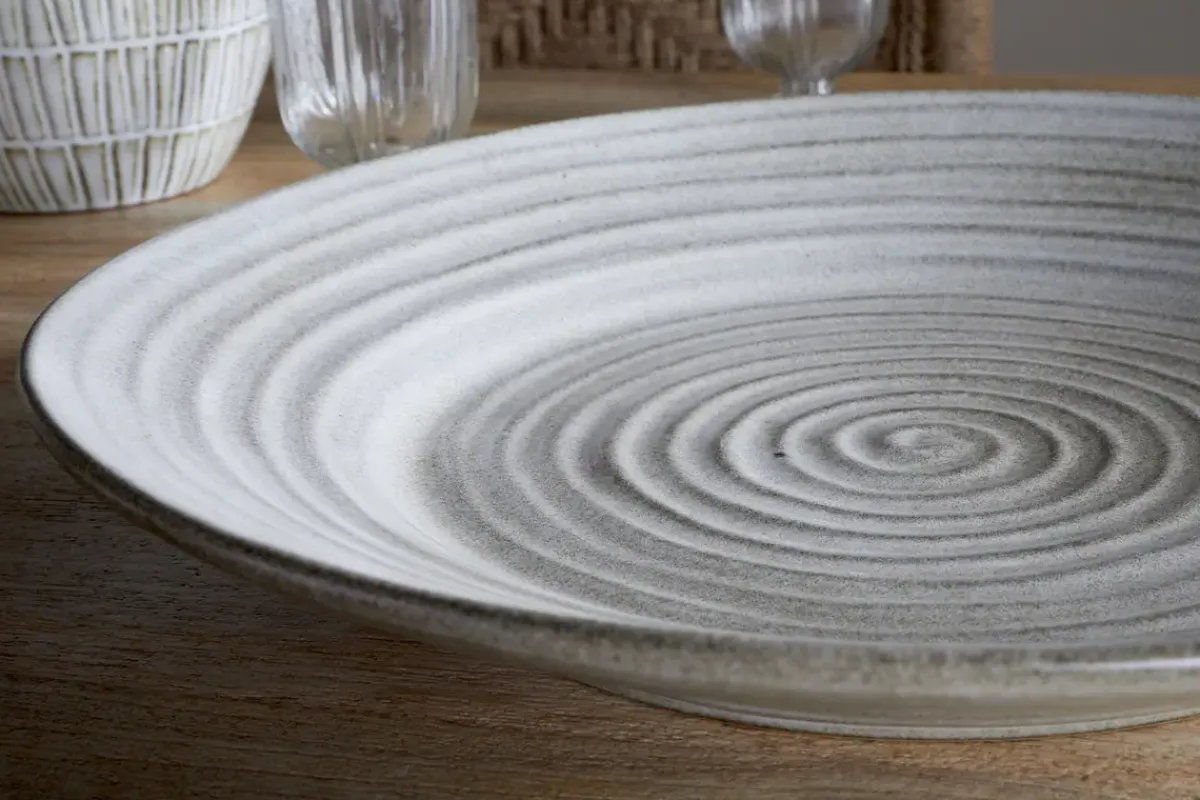 Trays & Platters^Nkuku Valinha Earthenware Round Platter - Grey