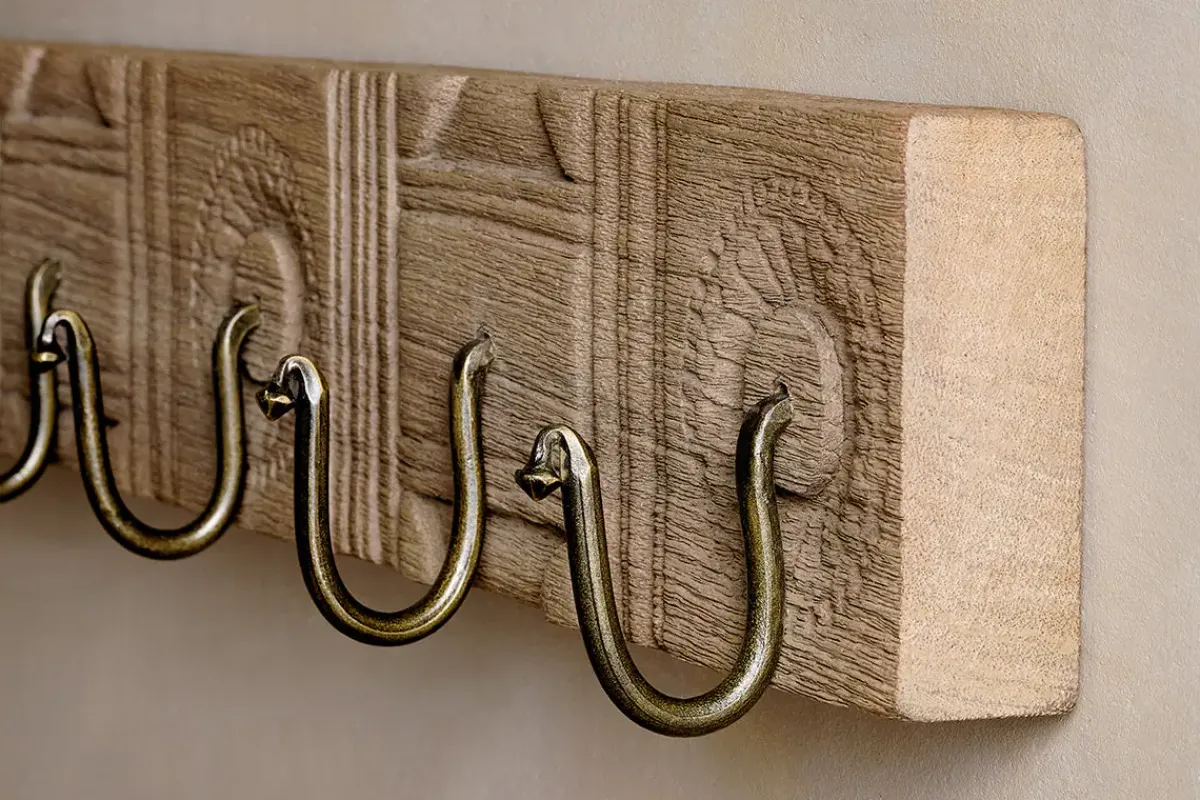 Hooks & Rails|Hooks & Rails^Nkuku Veduru Mango Wood Carved Hook - Natural (Row of 6)